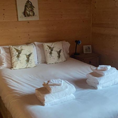 Lakeside Fishing Lodges Бостон Экстерьер фото