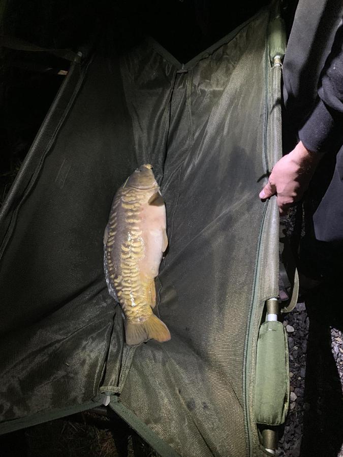Lakeside Fishing Lodges Бостон Экстерьер фото
