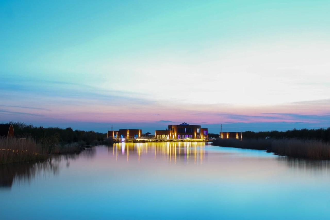 Lakeside Fishing Lodges Бостон Экстерьер фото