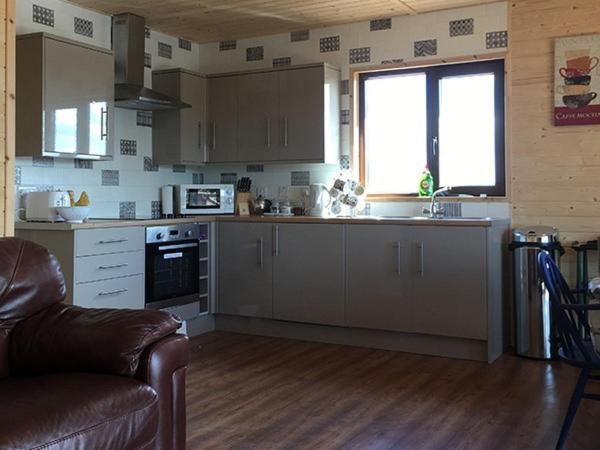 Lakeside Fishing Lodges Бостон Экстерьер фото