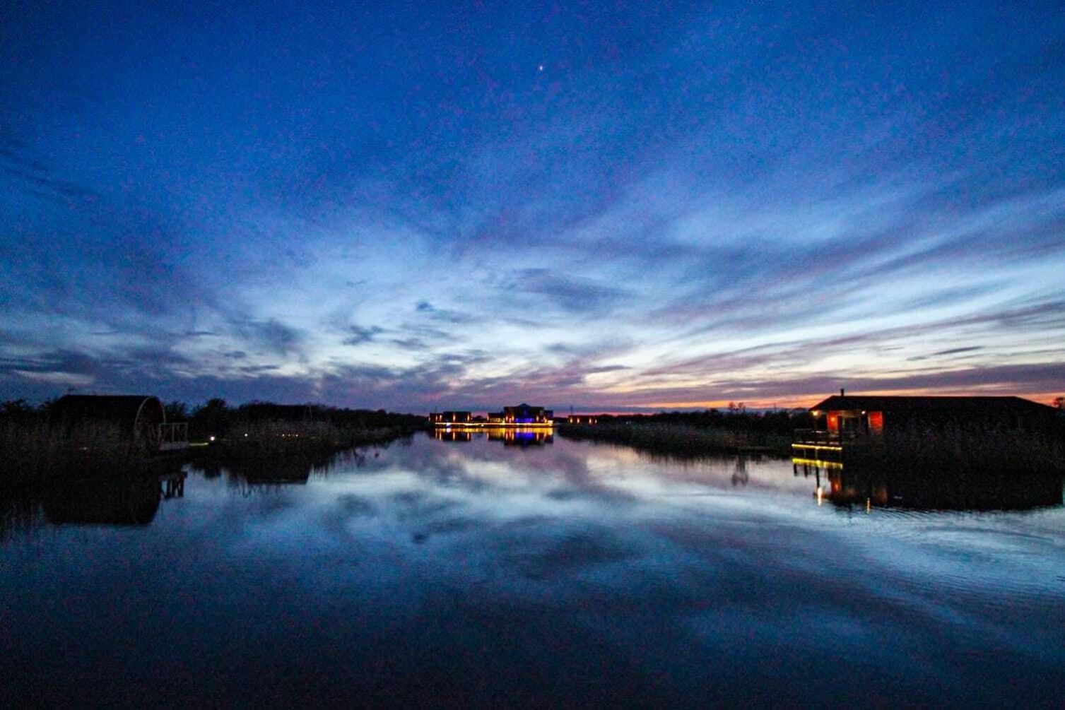 Lakeside Fishing Lodges Бостон Экстерьер фото